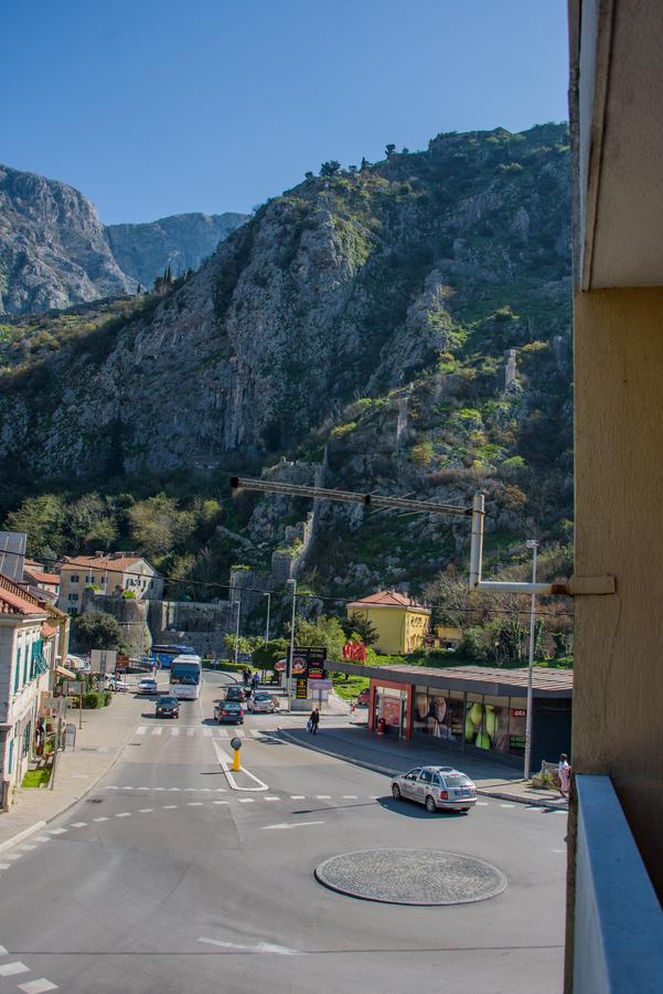 Apartman Dijana Kotor Buitenkant foto